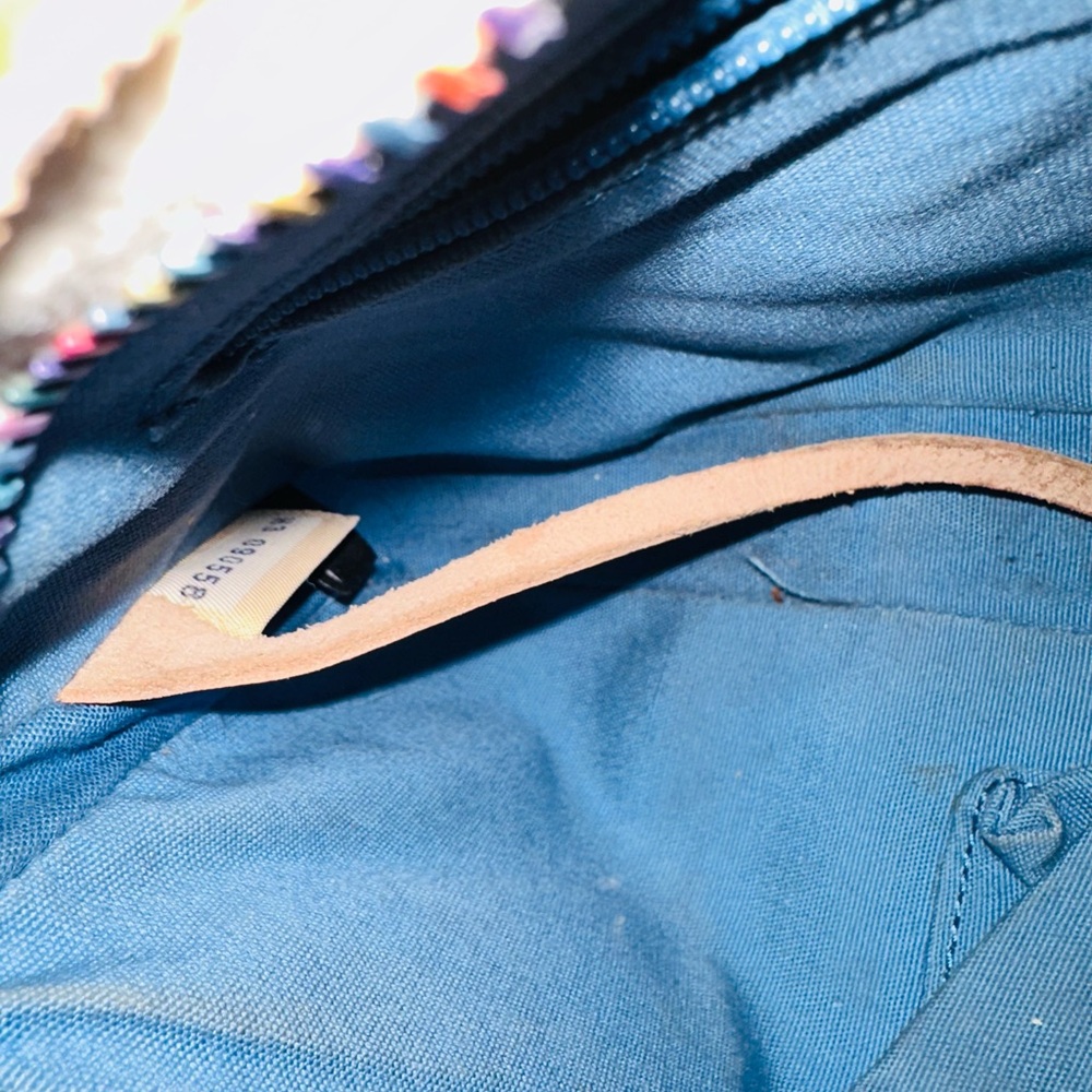 Dooney & Bourke Iconic Y2K 🌈 Rainbow Monogram Logo “IT” Shoulder Bag!!! - Picture 2 of 4